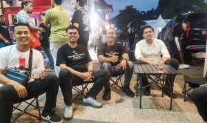 Wakil Ketua DPRD Blitar Mas Dito bersama Walikota Blitar Mas Ibin duduk bersama usai meninjau Soekarno Coffee Festival 2025 Wakil Ketua DPRD Kota Blitar Dito: Soekarno Coffee Festival Harus Dorong UMKM Kopi Baru