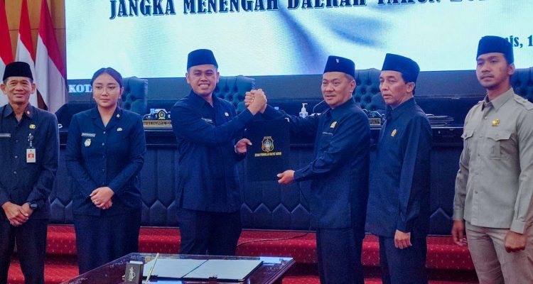 Raperda RPJMD Kota Blitar 2025–2029 Disetujui Jadi Perda, Ketua DPRD Harap Pembangunan Pemerintah Berprogres Lebih Baik Tiap Tahun