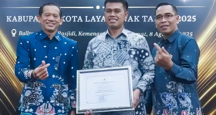 Kota Blitar Kembali Layak Anak di 2025, Mas Ibin Dapat Penghargaan Kategori Nindya