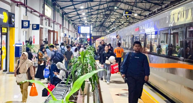 Diskon Tiket 10 Persen KA Wijayakusuma, PT KAI Daop 7 Madiun Dukung Event Banyuwangi Gandrung Sewu 2025
