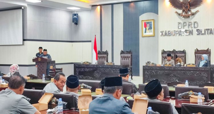 Tanggapi Masukan Fraksi DPRD, Bupati Rijanto: Efisiensi APBD 2026 Harus Tetap Berdampak bagi Kesejahteraan Masyarakat Blitar
