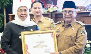 Pertahankan Juara Siskamling Jawa Timur, Bupati Blitar Rijanto Ajak Masyarakat Jaga Lingkungan dari Terkecil Rumah Sendiri