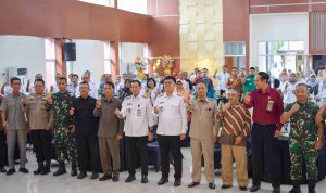 Wali Kota Blitar Mas Ibin bersama peserta sosialisasi RPJMD 2025 2029 di Aula PGSD Blitar Rabu 19 11 2025 Sosialisasi RPJMD 2025–2029, Mas Ibin Bawa Optimisme Pembangunan Kota Blitar Tetap Tumbuh