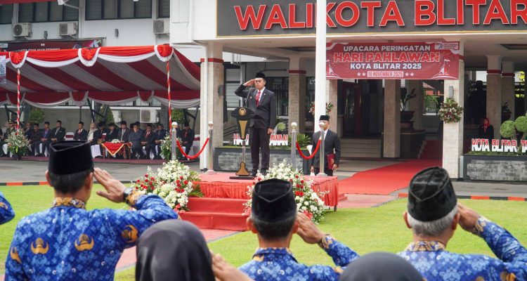 Hari Pahlawan di Kota Blitar, Wali Kota Mas Ibin Tekankan Kepedulian Sosial Pemuda