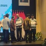 Mas Ibin Dapat Penghargaan Wapres Gibran, Kota Blitar Masuk Top 5 Nasional Penanganan Stunting