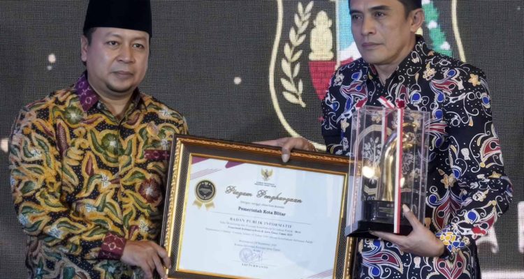 Raih Penghargaan PPID Informatif Jawa Timur, Pemkot Blitar Dinilai Inovatif dalam Keterbukaan Informasi
