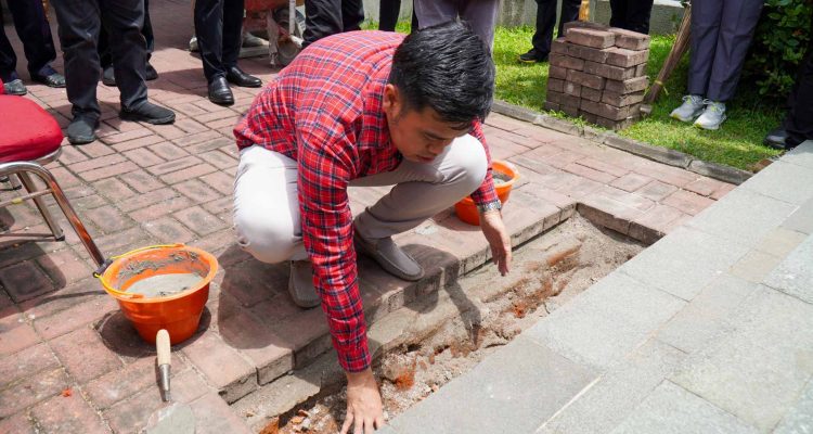 Peletakan Batu Pertama Renovasi Istana Gebang, Mas Ibin: Tanggung Jawab Kita Lestarikan Warisan Bung Karno di Kota Blitar