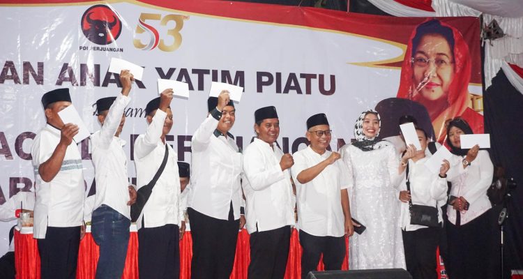 Pengurus PAC PDIP Kabupaten Blitar Terima Tali Asih Rp1 Juta, Pertama Kali dari DPD Jatim di Bulan Ramadhan