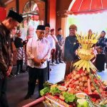 Bupati Rijanto Apresiasi Kirab Ketupat Coklat, Tradisi Unik Dongkrak Wisata Blitar