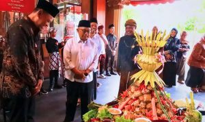Bupati Rijanto Apresiasi Kirab Ketupat Coklat, Tradisi Unik Dongkrak Wisata Blitar