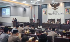 Rapat Paripurna DPRD Kabupaten Blitar LKPj Bupati TA 2025, Wabup Beky Sampaikan Kinerja Pembangunan Lampaui Target