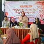 Bersama KPI Blitar Raya, Erma Susanti Ajak Perempuan Gunakan Media Sosial untuk Advokasi