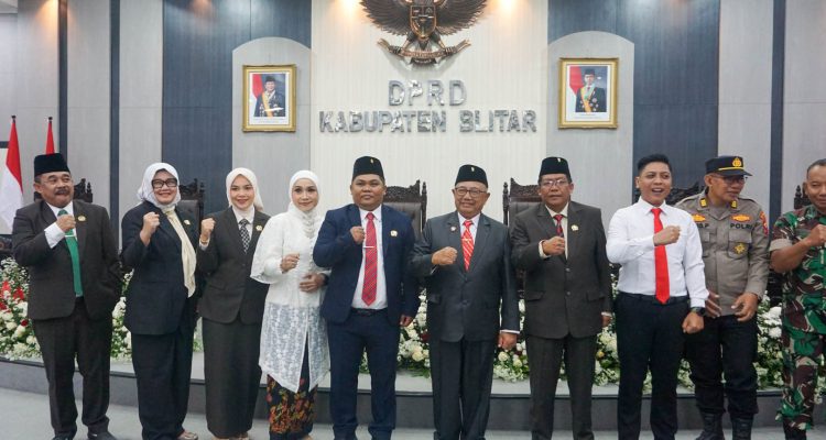 DPRD Kabupaten Blitar Resmikan PAW Anggota Fraksi PDIP, Supriadi Tekankan Pentingnya Etika Anggota Dewan