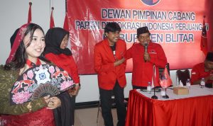 Tiga Desainer Blitar Lolos Fatmawati Trophy Jawa Timur, Haji Basori: PDI Perjuangan Dukung Anak Muda Kreatif dan Berjiwa Bisnis