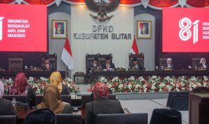 Rapat Paripurna HUT ke-81 RI, Ketua DPRD Kabupaten Blitar Supriadi Dorong Efisiensi Anggaran Tanpa Ganggu Kinerja Daerah