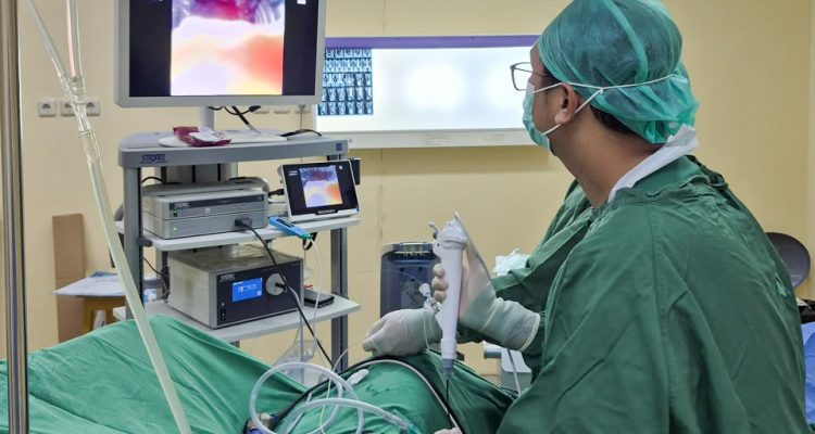 Operasi Batu Saluran Kemih Kini Tak Selalu Butuh Sayatan Besar, RSUD Ngudi Waluyo Wlingi Hadirkan Layanan Minimal Invasif di Blitar