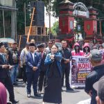 Dua Jabatan, Satu Aksi: Wakil Wali Kota Blitar Demo Kantornya Sendiri, Etika Jadi Sorotan