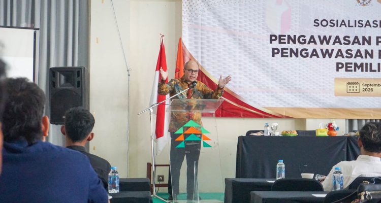 Romy Soekarno Bekali Gen Z Hadapi Pemilu Digital: Check, Compare, Think, Decide