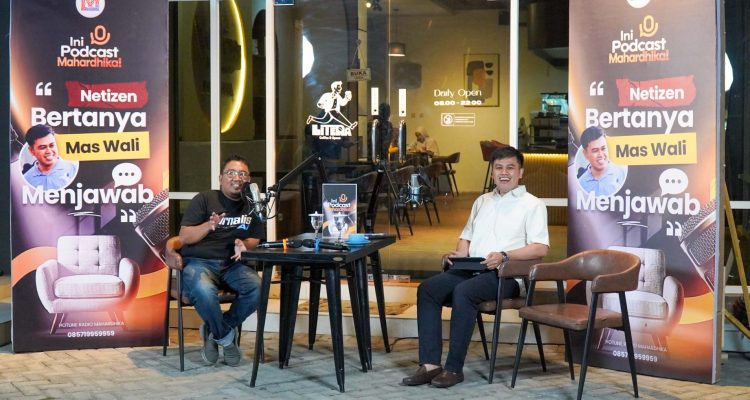 Mas Ibin Dengarkan Langsung Warga Blitar, Aspirasi dan Kritik Dibahas Terbuka dalam Podcast 'Netizen Bertanya, Mas Wali Menjawab'
