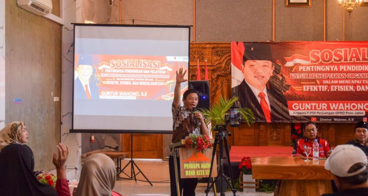Bangun Kaderisasi Modern, Guntur Wahono Dorong Kader PDI Perjuangan Blitar Kuasai Seni Komunikasi, Dimulai dari MC