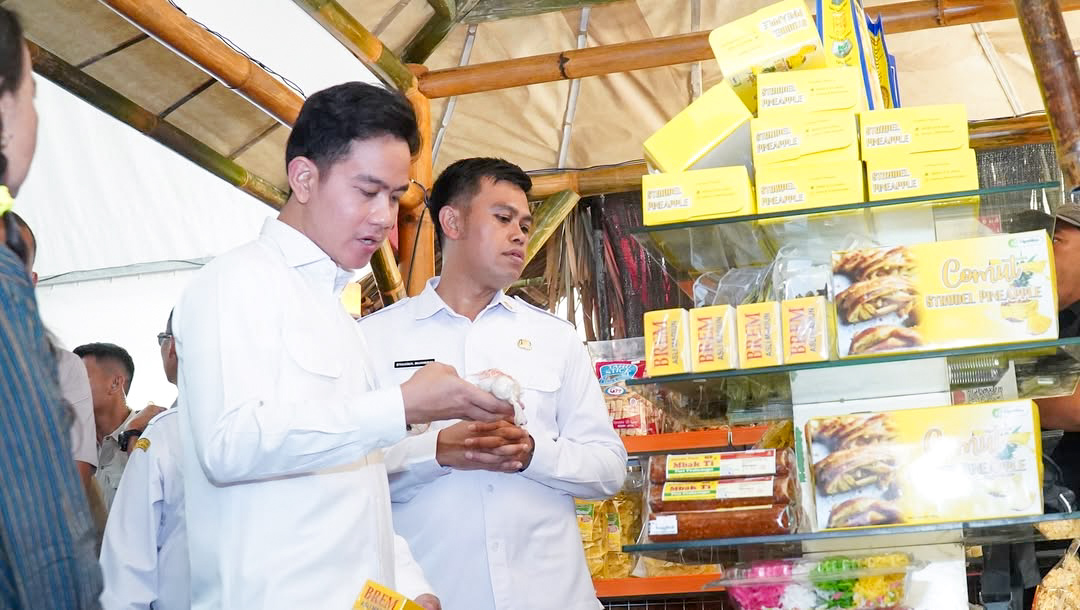 Wapres Gibran Apresiasi Kualitas Produk UMKM di Bazar Blitar Jadul, Saatnya Naik Kelas
