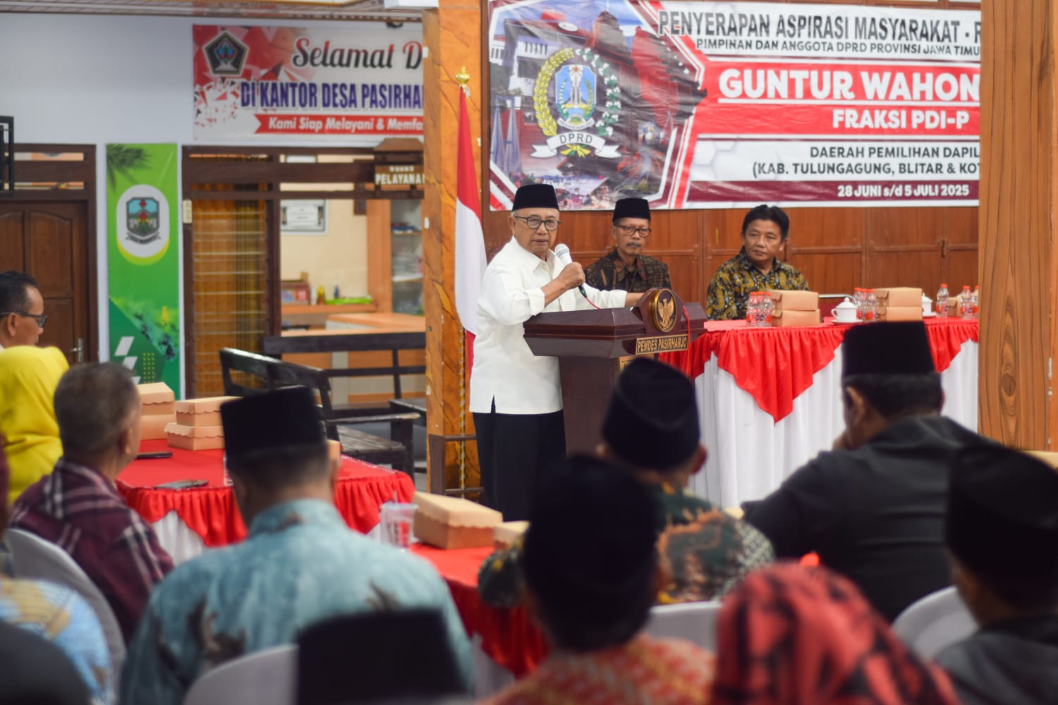 Sinergi Guntur Wahono dan Bupati Blitar Dorong Koperasi Merah Putih Jadi Motor Ekonomi Desa Bupati Blitar Rijanto hadir di reses guntur wahono 2025