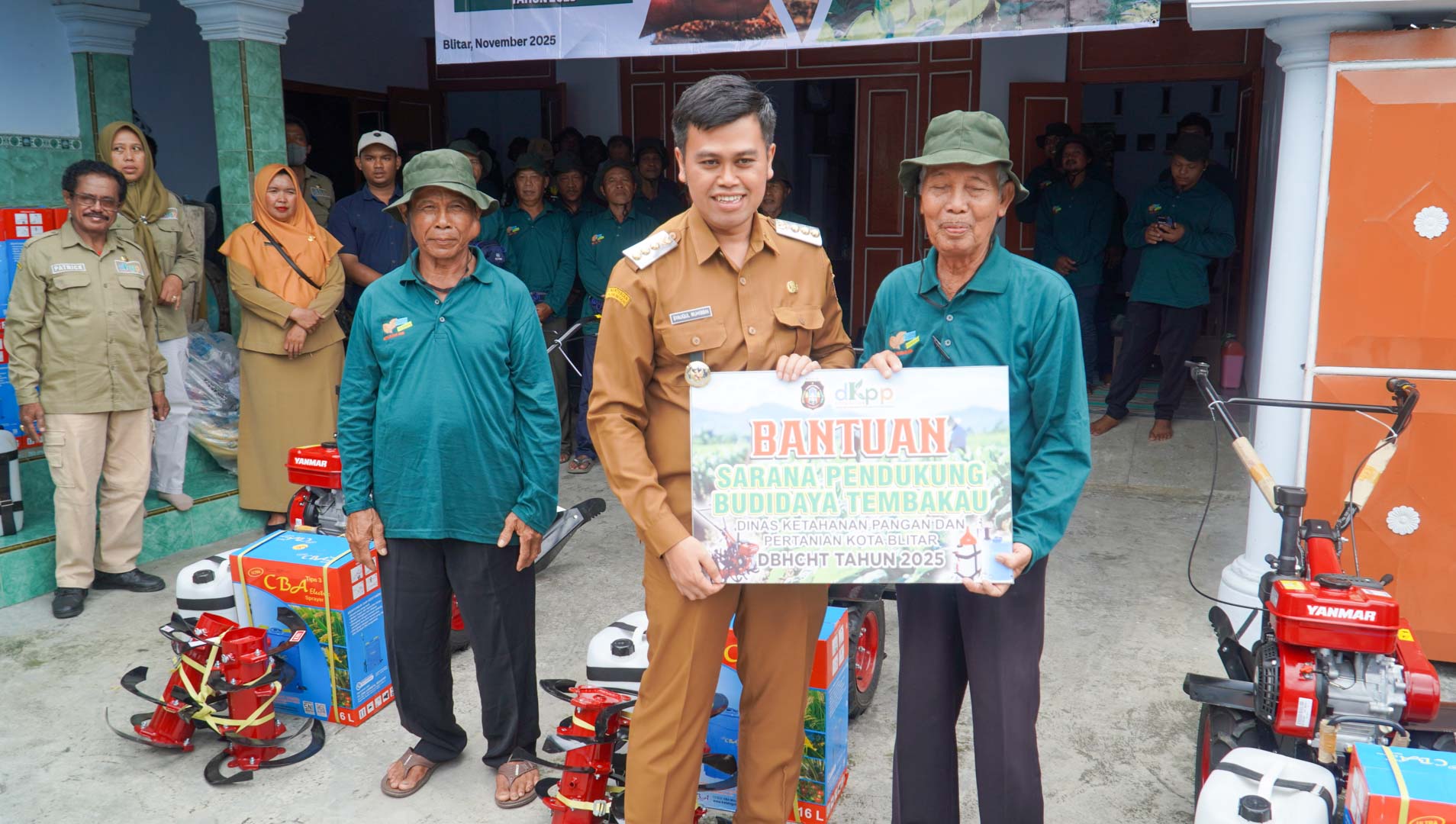 Targetkan Swasembada Tembakau di Kota Blitar, Mas Ibin Beri Pelatihan dan Bantuan Teknologi Pertanian
