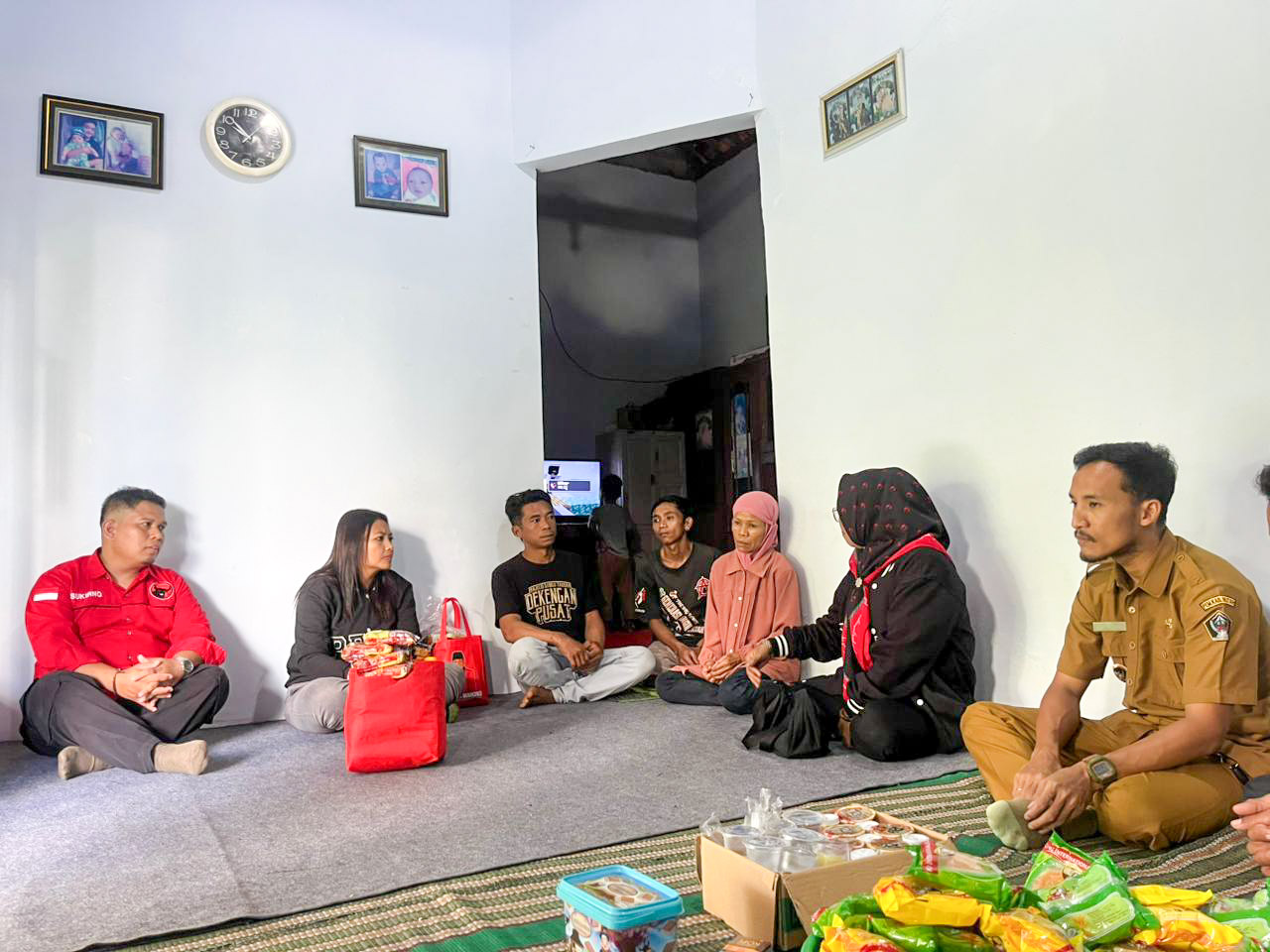 Ada Korban Meninggal Tanah Longsor, PDI Perjuangan Kabupaten Blitar Cepat Bantu Keluarga Korban di Desa Ngadirenggo