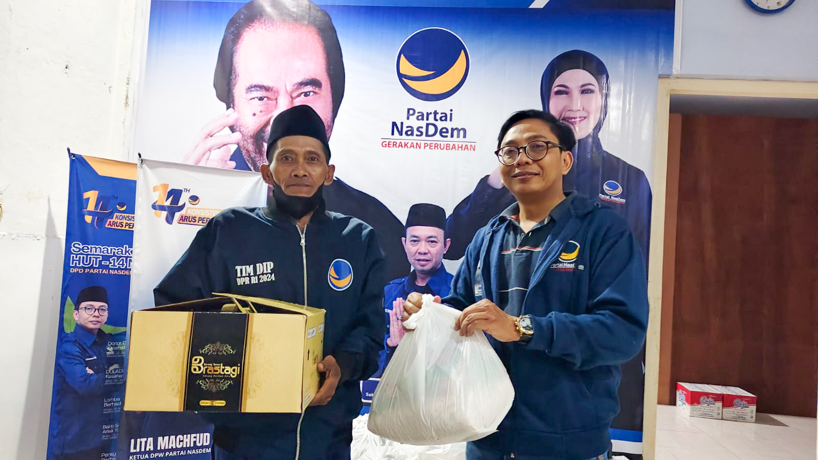 Hangatnya Kongkow Ramadan ke-14 NasDem Jombang, Bingkisan Tali Asih Warnai Kebersamaan