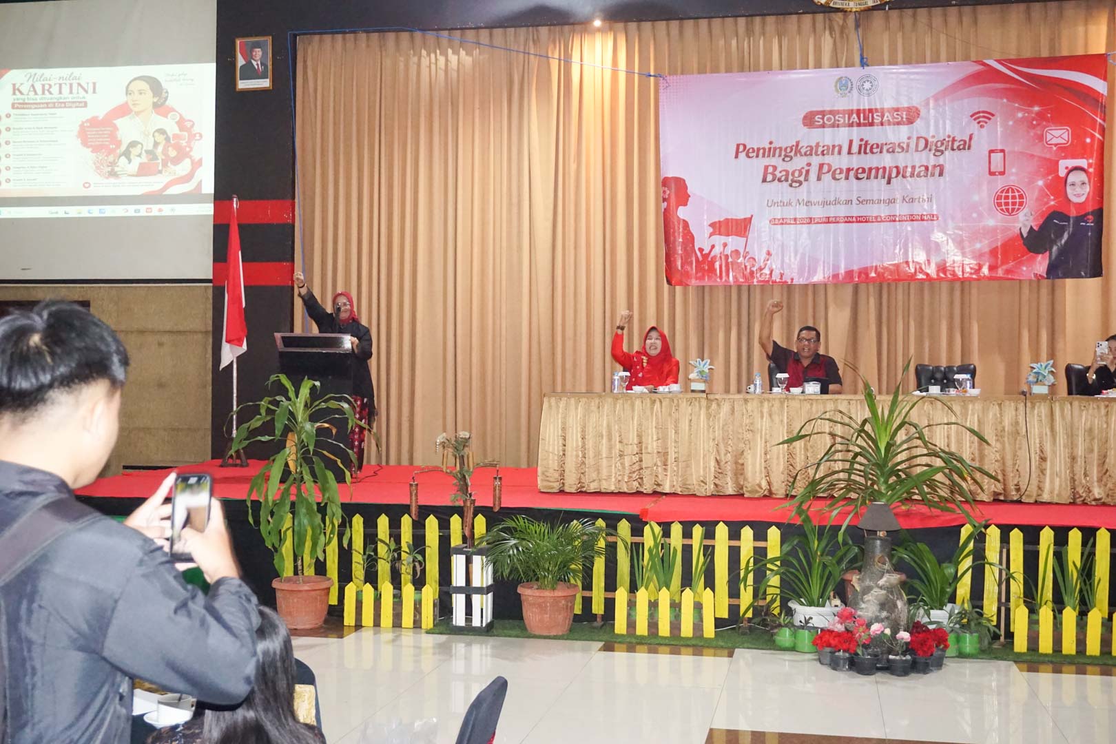 erma susanti sosialisasi literasi digital perempuan kota blitar kartini 2026