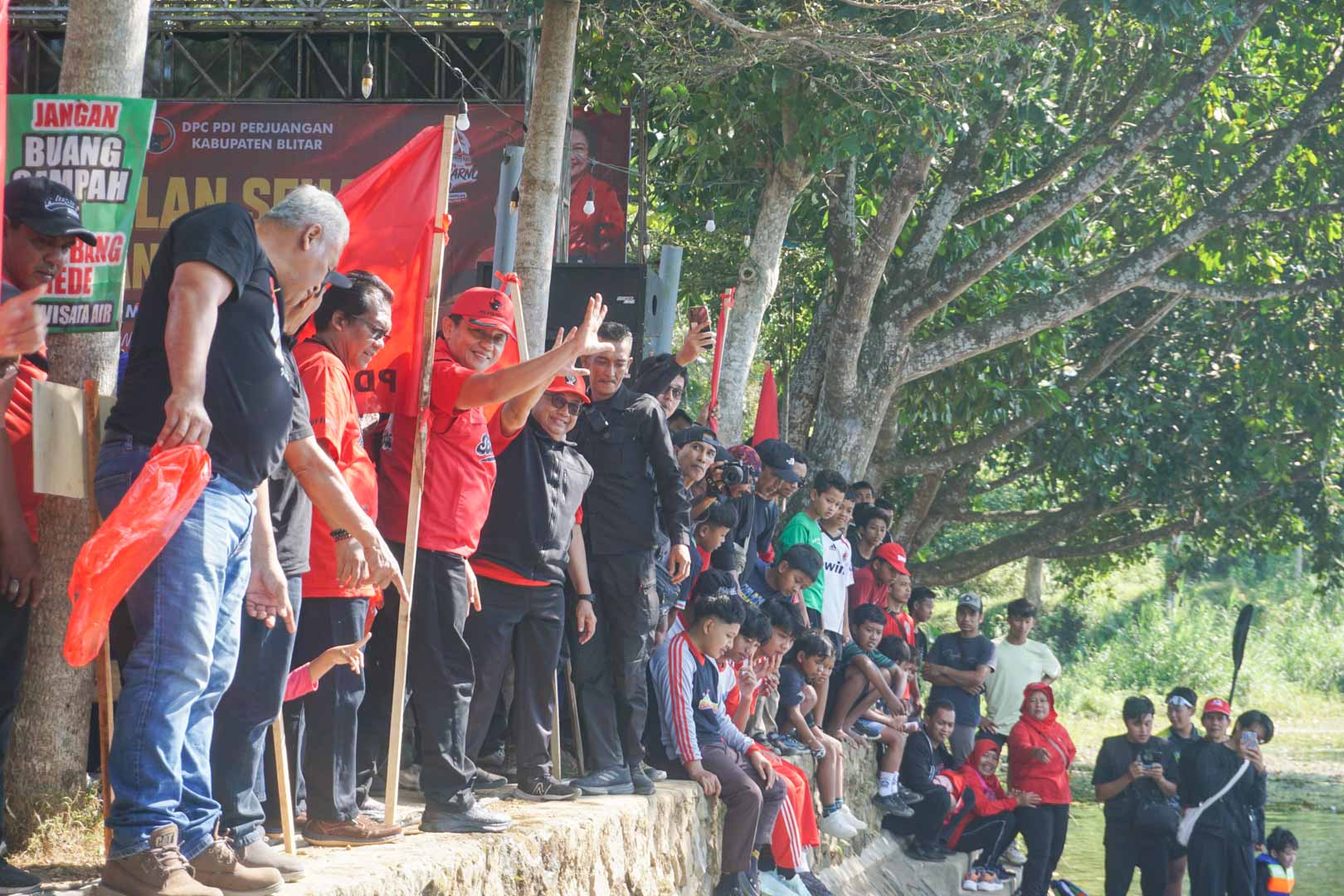 Puncak Bulan Bung Karno Blitar di Blumbang Gede, Guntur Wahono Dorong Wisata Alam Jadi Penggerak Ekonomi Warga