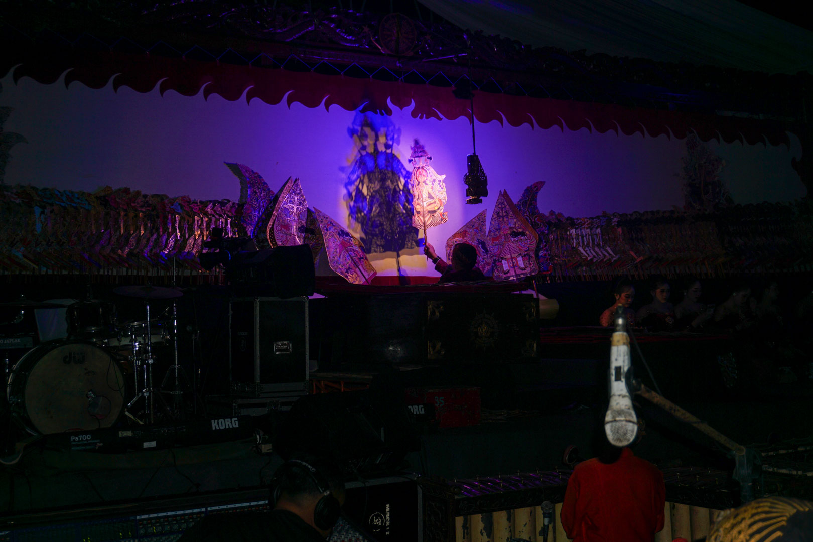 Wayang Kulit Bayangan Seni Tradisional