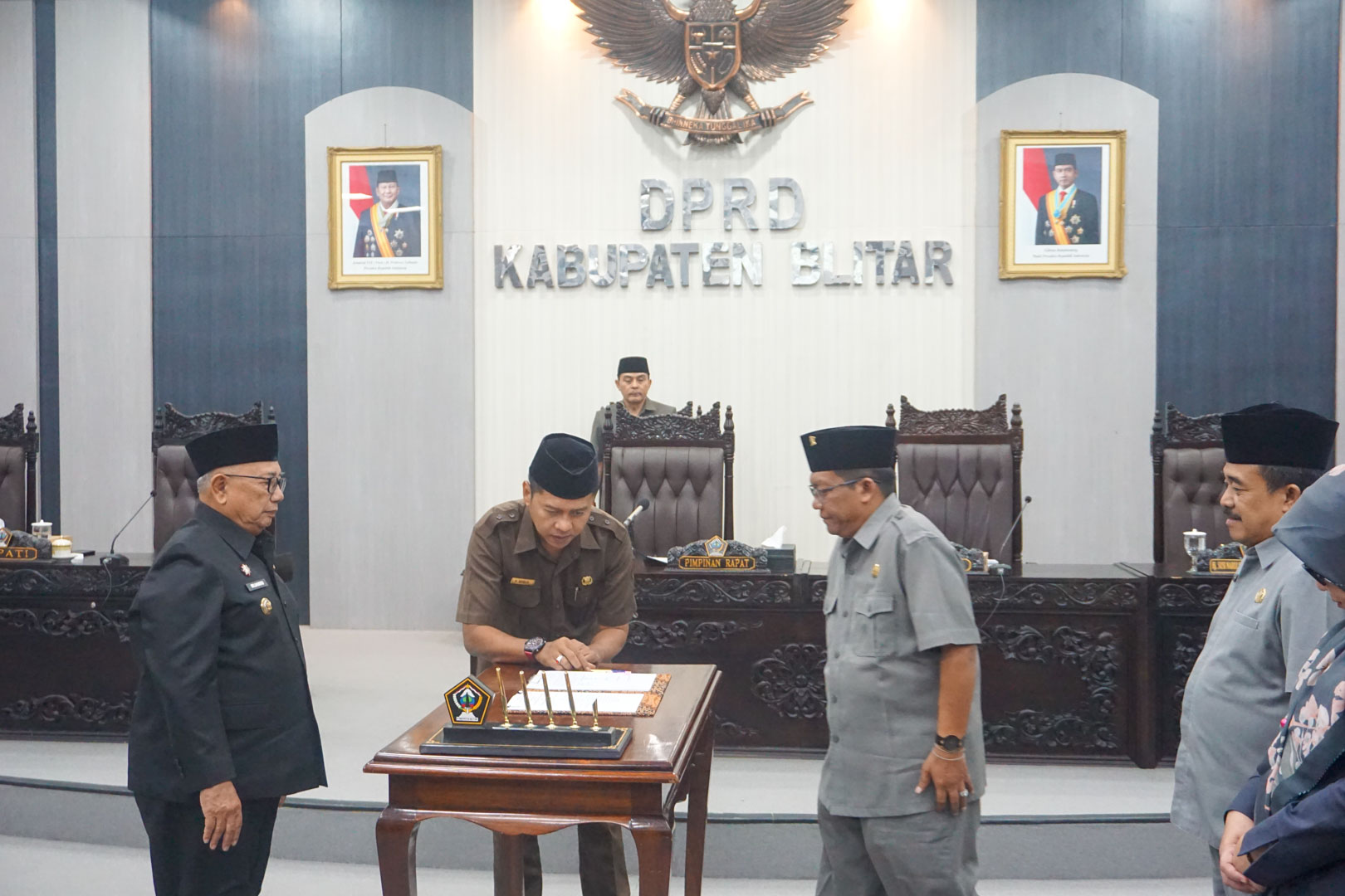 Setujui Pertanggungjawaban Pelaksanaan APBD 2025, Banggar DPRD Kabupaten Blitar Soroti Pajak, SILPA hingga Pengelolaan Aset
