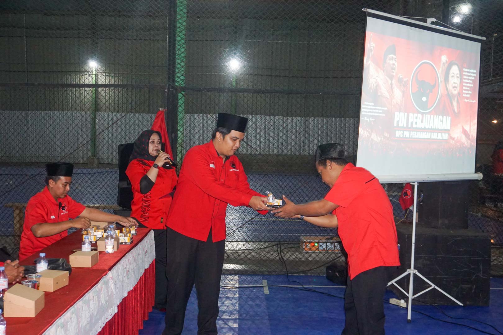 Yoga PAC PDI Perjuangan Kanigoro Kabupaten Blitar Musran Rabu 22 Juli 2026