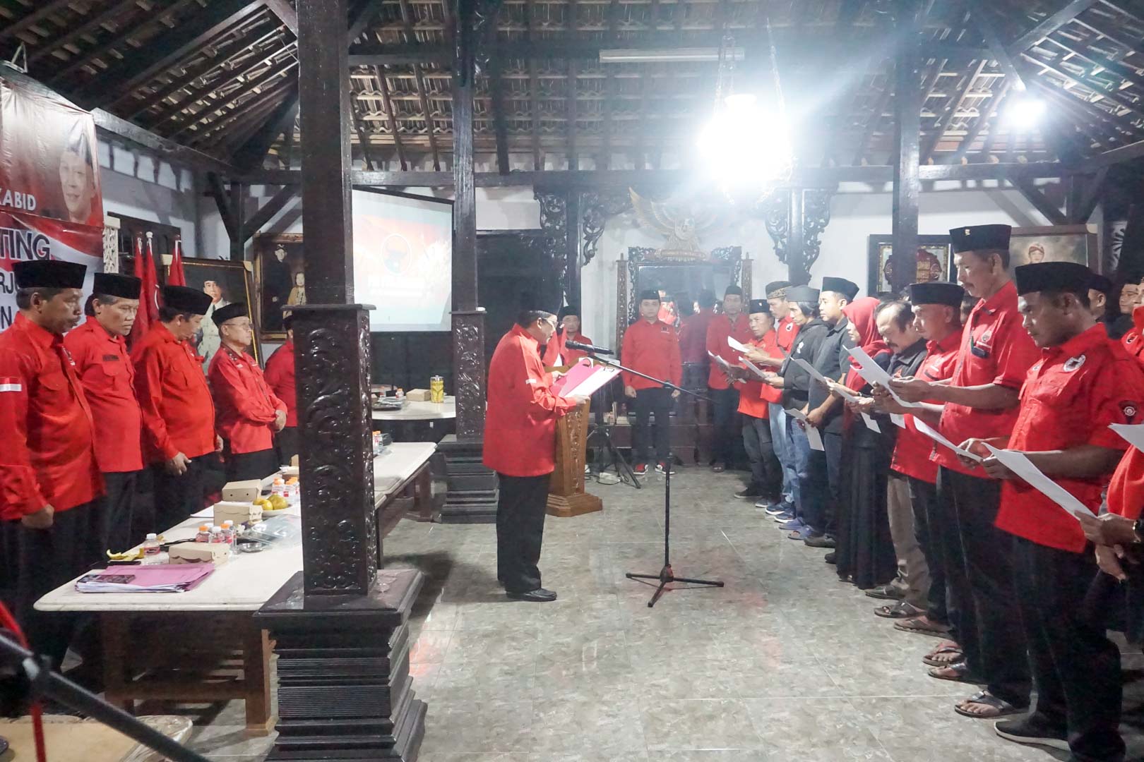 Musran PDI Perjuangan Kabupaten Blitar, Pengurus Ranting Diminta Perkuat Koordinasi: Jangan Sungkan ke Kantor DPC Pengurus Ranting di Kecamatan Sanankulon PDI Perjuangan dilantik Kamis 23 Juli 2026
