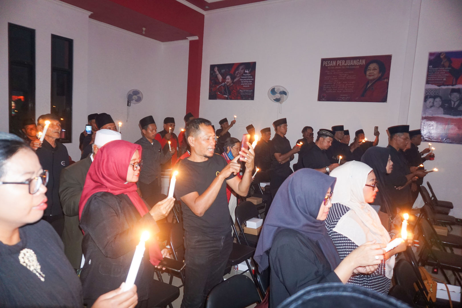 Peringatan 30 Tahun Kudatuli, Guntur Wahono: Anak Muda Blitar Tak Salah Bergabung PDI Perjuangan, Partai Ini Lahir dari Pengorbanan DPC PDI Perjuangan Kabupaten Blitar Nyalakan Api Lilin Kudatuli 26 Juli 2026
