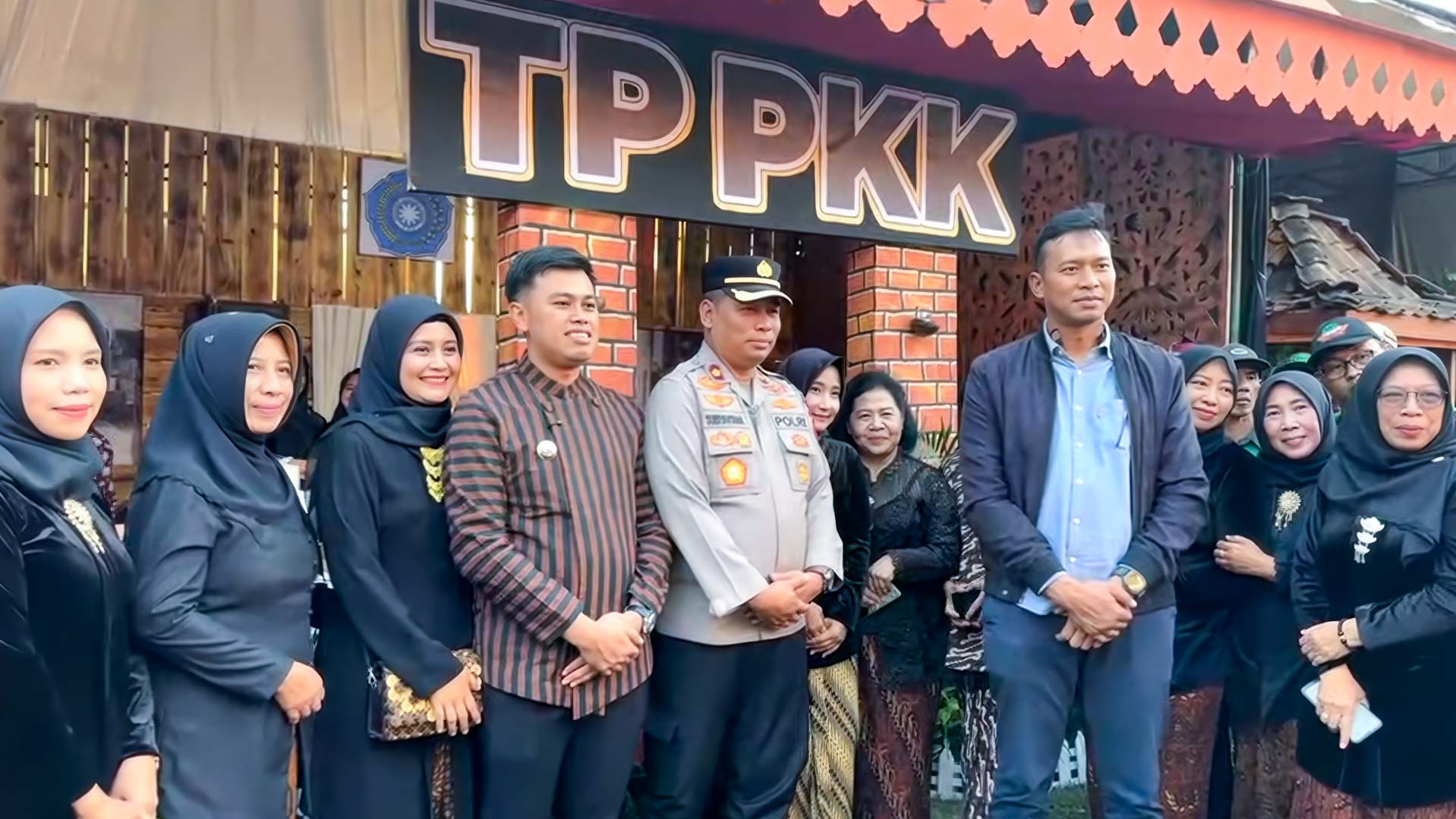 Mas Ibin Kementerian UMKM Hendri Budi Prasetyo Bazar Blitar Djadoel 2026