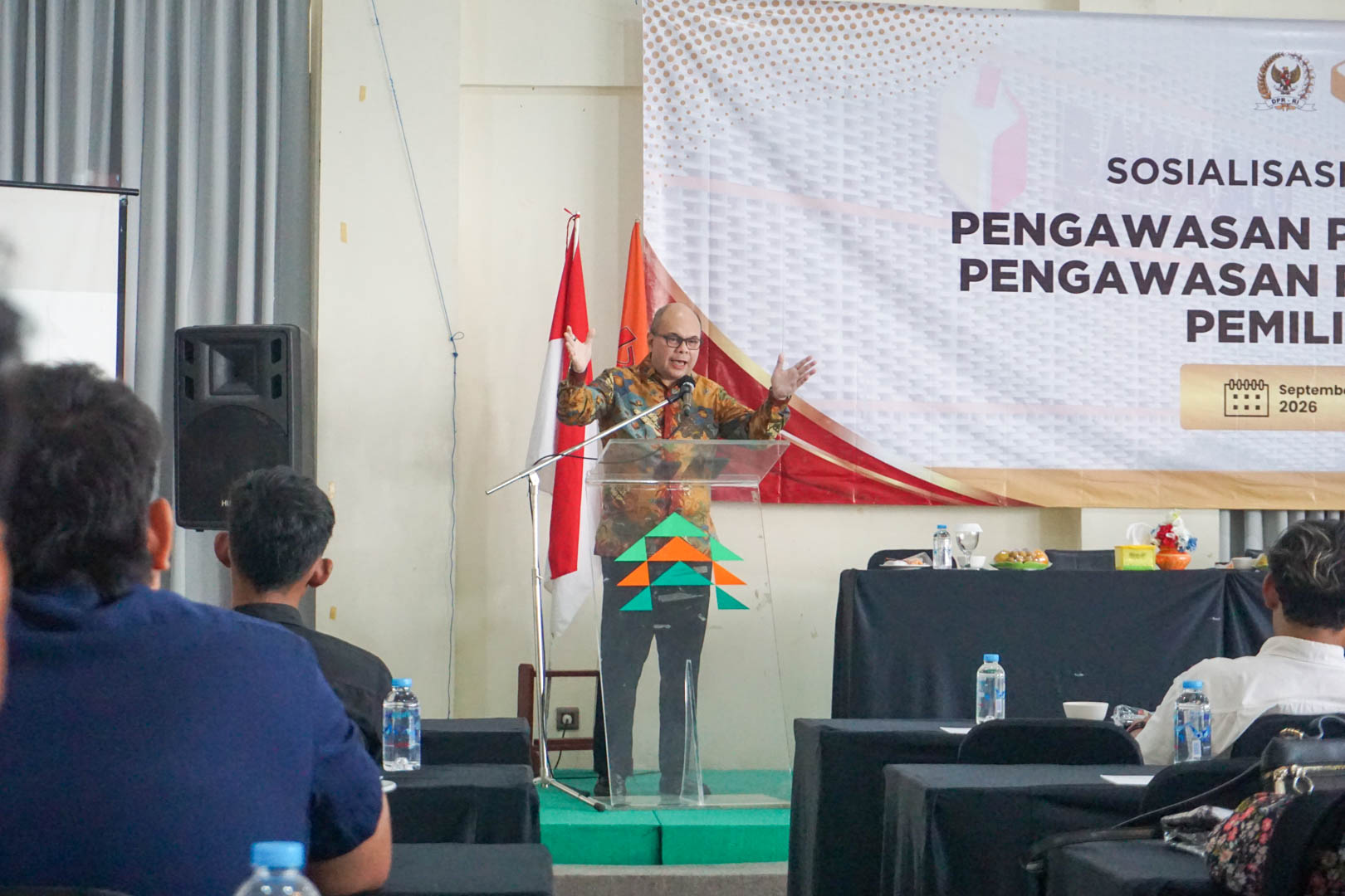Romy Soekarno Bekali Gen Z Hadapi Pemilu Digital: Check, Compare, Think, Decide