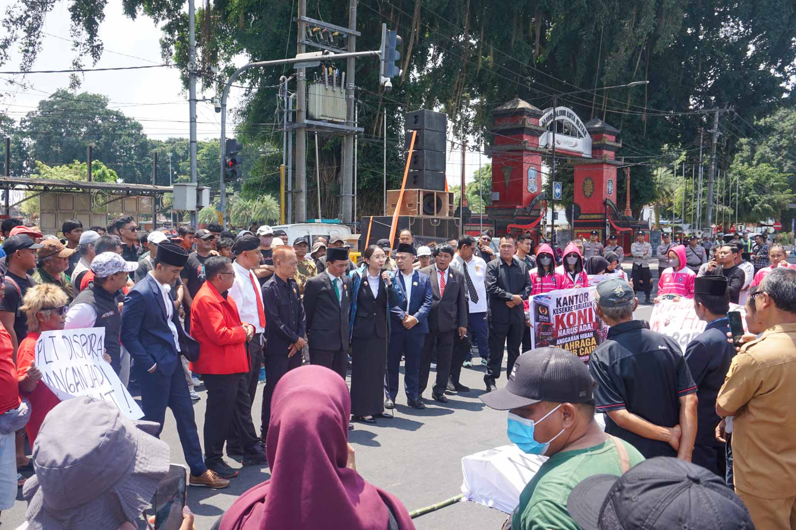 Demo KONI di Kota Blitar, Pemkot Tegaskan Tak Menghalangi Hibah: Legalitas Pengurus Jadi Kunci
