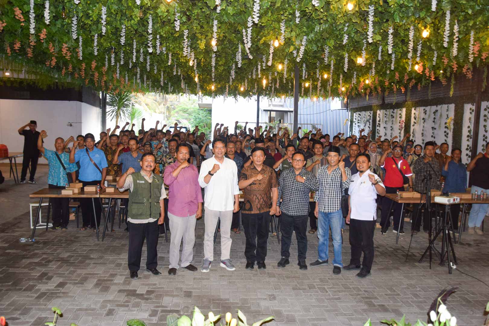 Petani Menua, Guntur Wahono Dorong Modernisasi Pertanian Blitar agar Anak Muda Mau Turun ke Sawah Sowan Guntur Wahono PDI Perjuangan Jawa Timur Petani Blitar Timur Gapoktan dan Gempar Rabu 23 September 2026