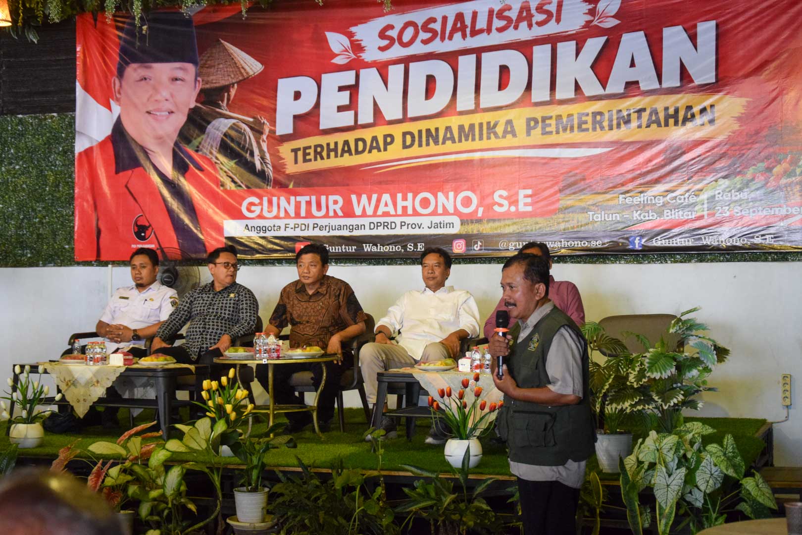 Petani Menua, Guntur Wahono Dorong Modernisasi Pertanian Blitar agar Anak Muda Mau Turun ke Sawah