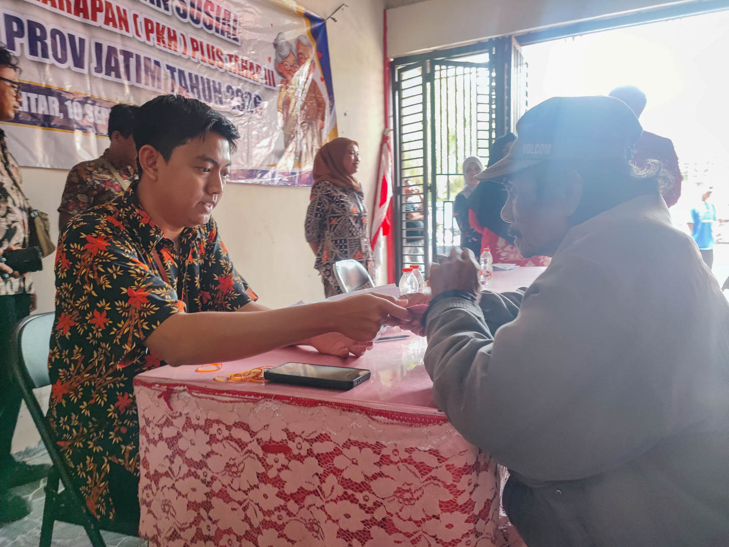 Berkat Gempur Rokok Ilegal, Pemkot Blitar Siapkan BLT Rp600 Ribu untuk Ratusan Buruh Pabrik Rokok