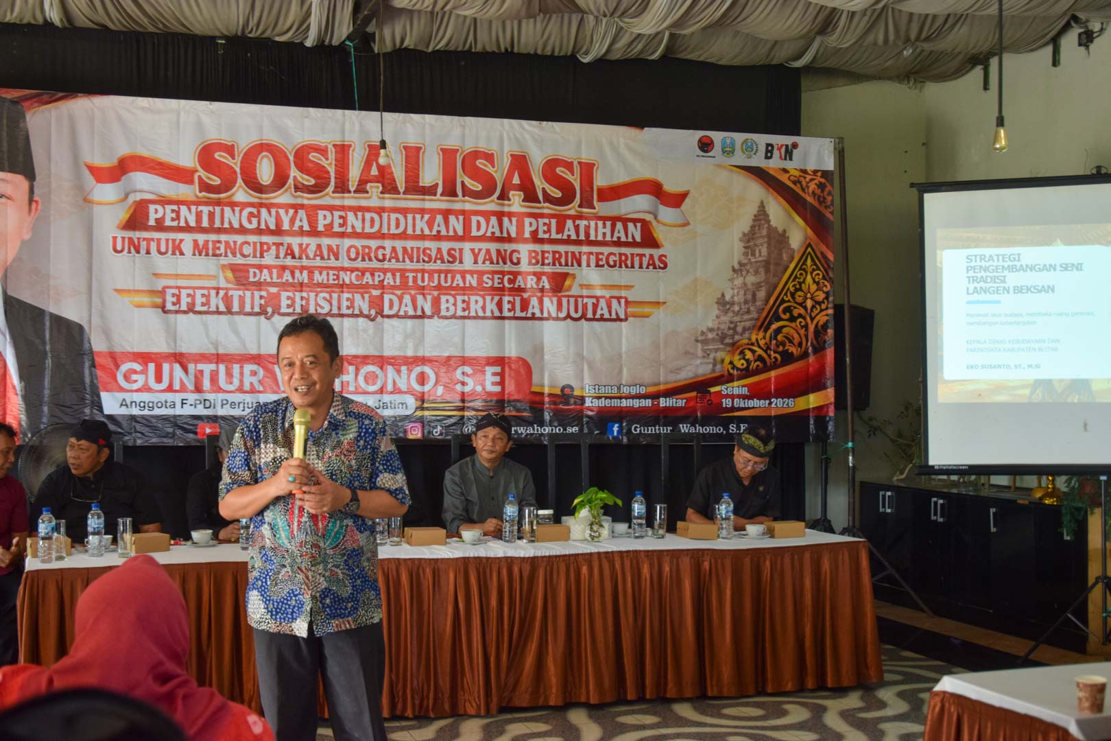 Guntur Wahono Dorong Langen Beksan Blitar Naik Kelas, Legalitas hingga Penguatan Organisasi Jadi Perhatian Eko Susanto Kepala Dinas Pariwisata dan Kebudayaan Kabupaten Sowan Guntur Wahono Senin 19 Oktober 2026