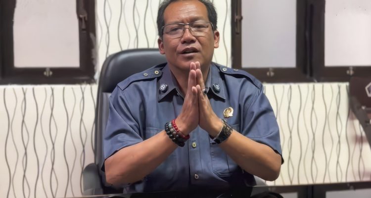 Ketua DPRD Kabupaten Blitar Supriadi Ucapkan Selamat Wisuda Ke-7 UNU Blitar, Dorong Lulusan Bermanfaat bagi Masyarakat